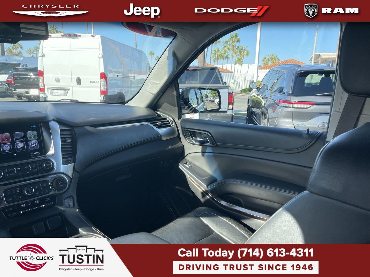 Used 2017 Chevrolet Suburban LT w/ LT Signature Package AWD/4WD image 3
