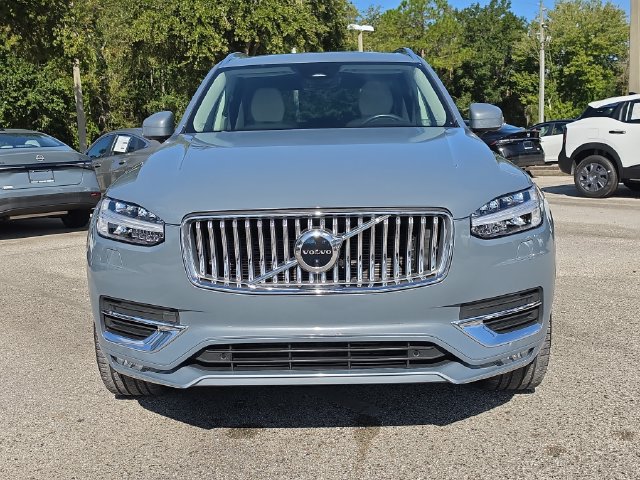 Used 2023 Volvo XC90 B6 Plus w/ Protection Package Premier AWD/4WD image 3