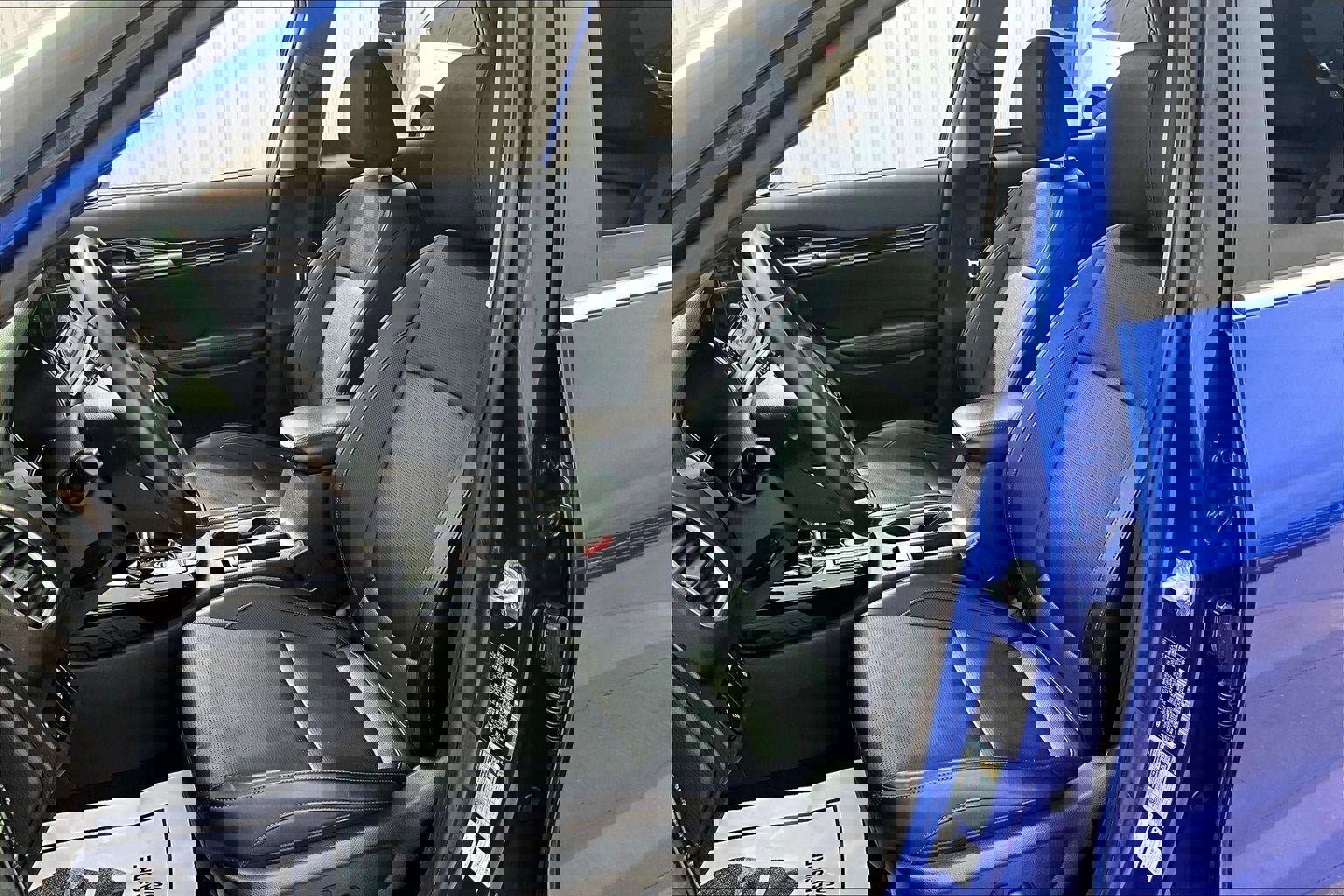 Used 2021 Kia Seltos SX w/ SX Sunroof Package image 21