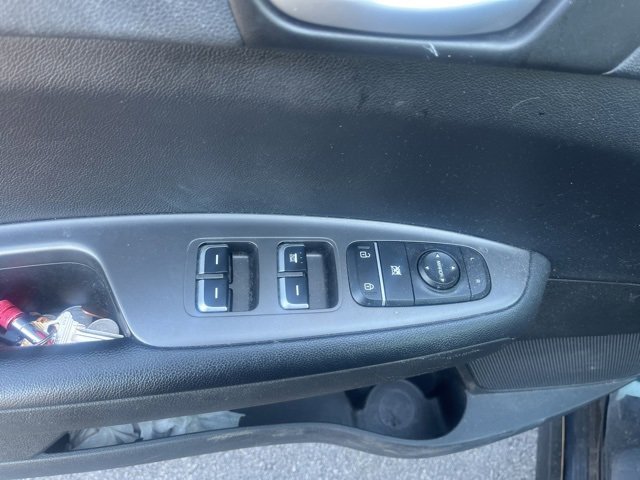 Used 2019 Kia Optima LX image 10