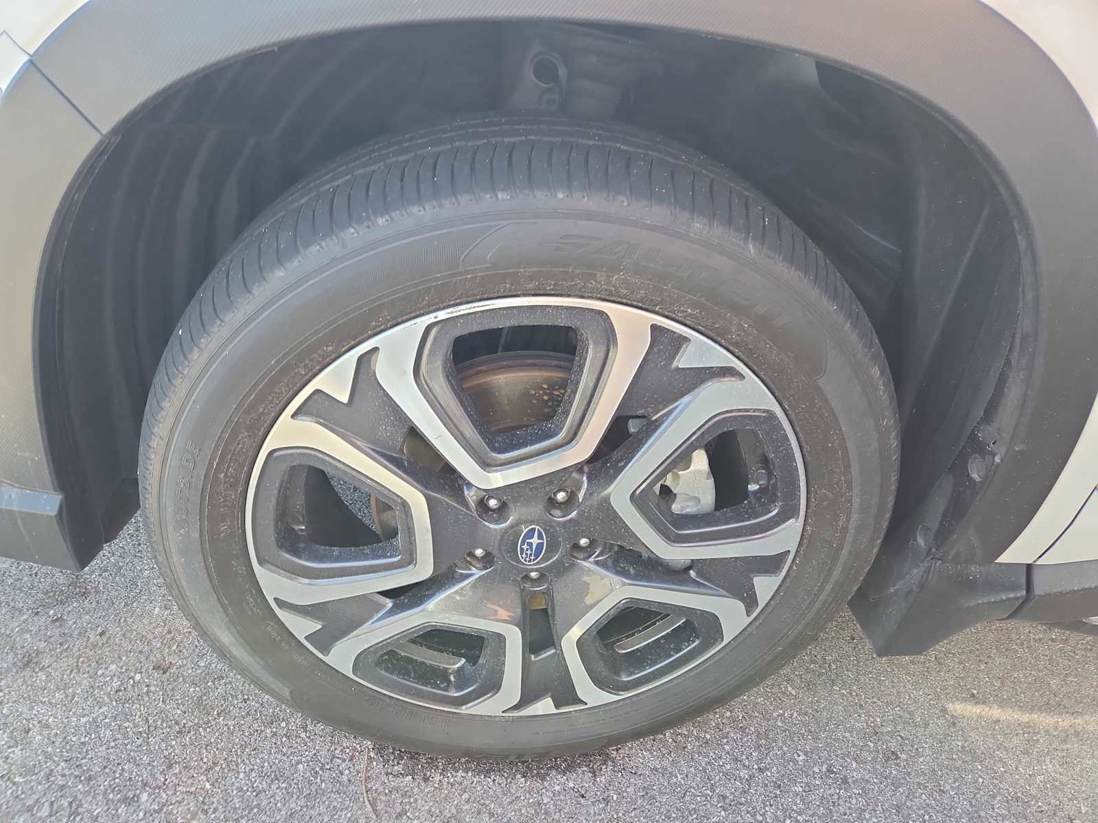 Used 2024 Subaru Ascent Limited image 5