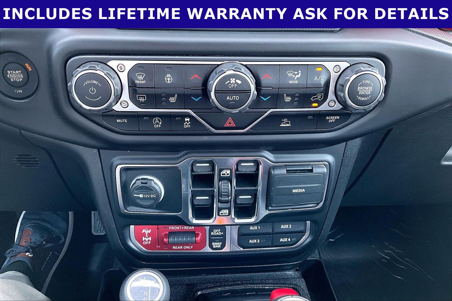 Used 2022 Jeep Gladiator Rubicon w/ LED Lighting Group AWD/4WD image 26