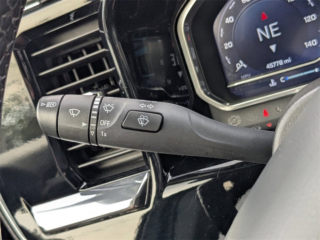 Used 2024 Chevrolet Silverado 2500 LT image 35