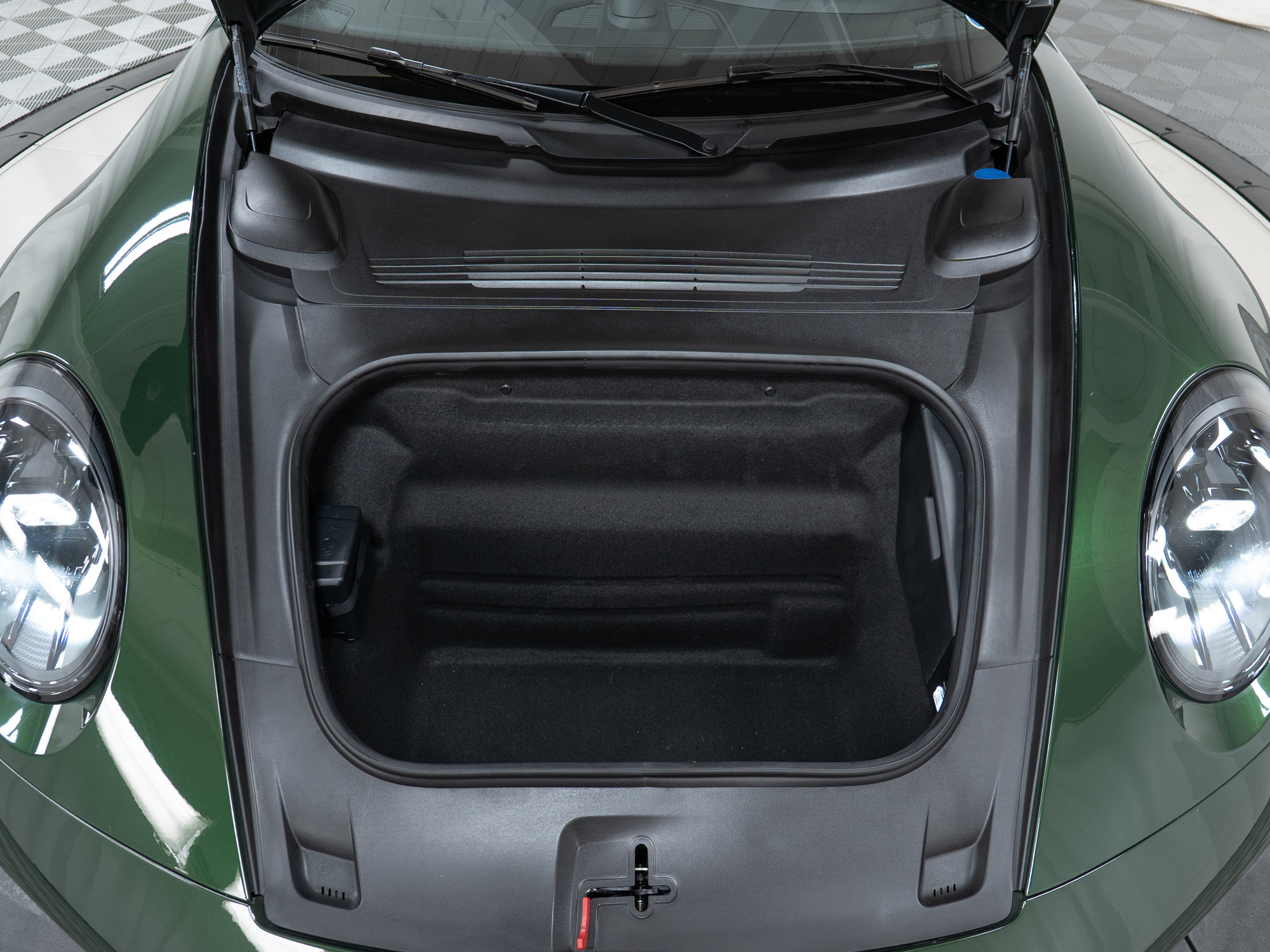 Certified 2026 Porsche 911 Carrera T RWD image 12