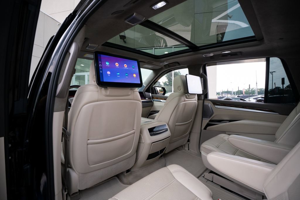 Used 2025 Cadillac Escalade Sport Platinum AWD/4WD image 47