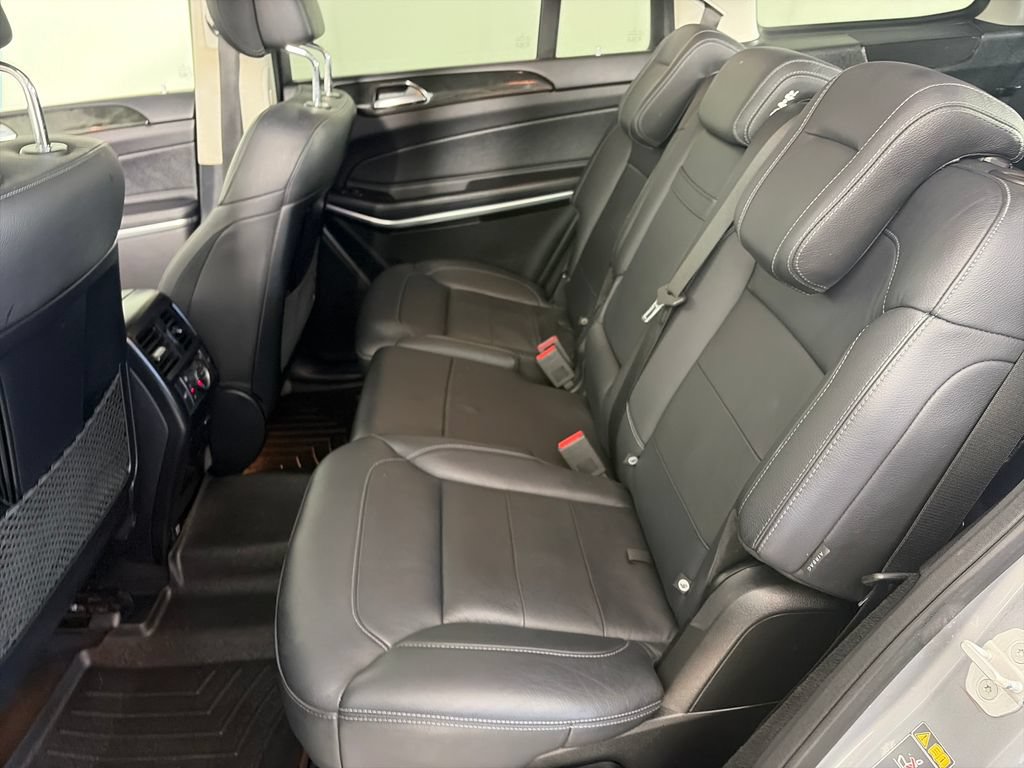 Used 2017 Mercedes-Benz GLS 550 4MATIC image 13