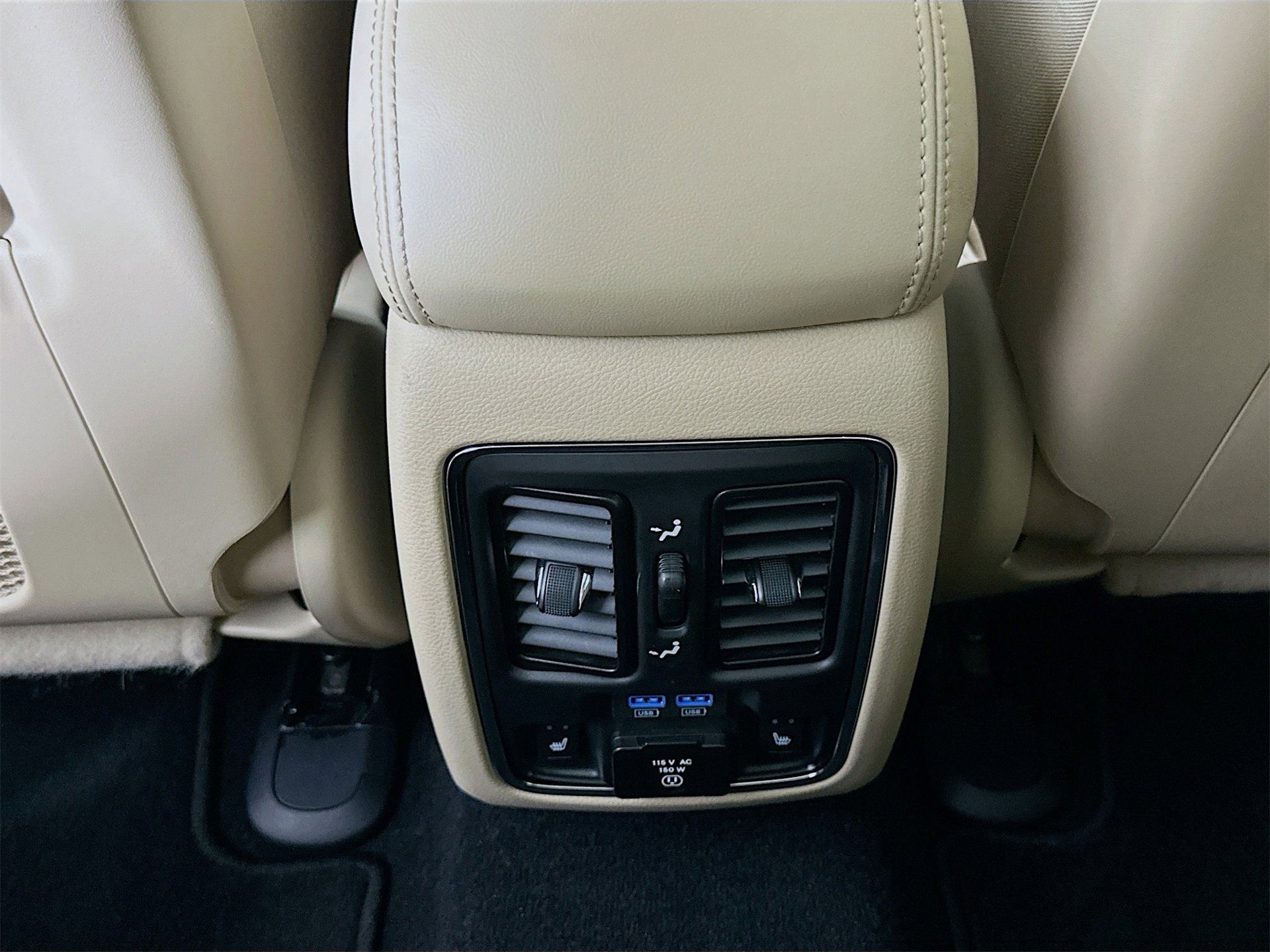 Used 2020 Jeep Grand Cherokee Limited w/ Luxury Group II image 27