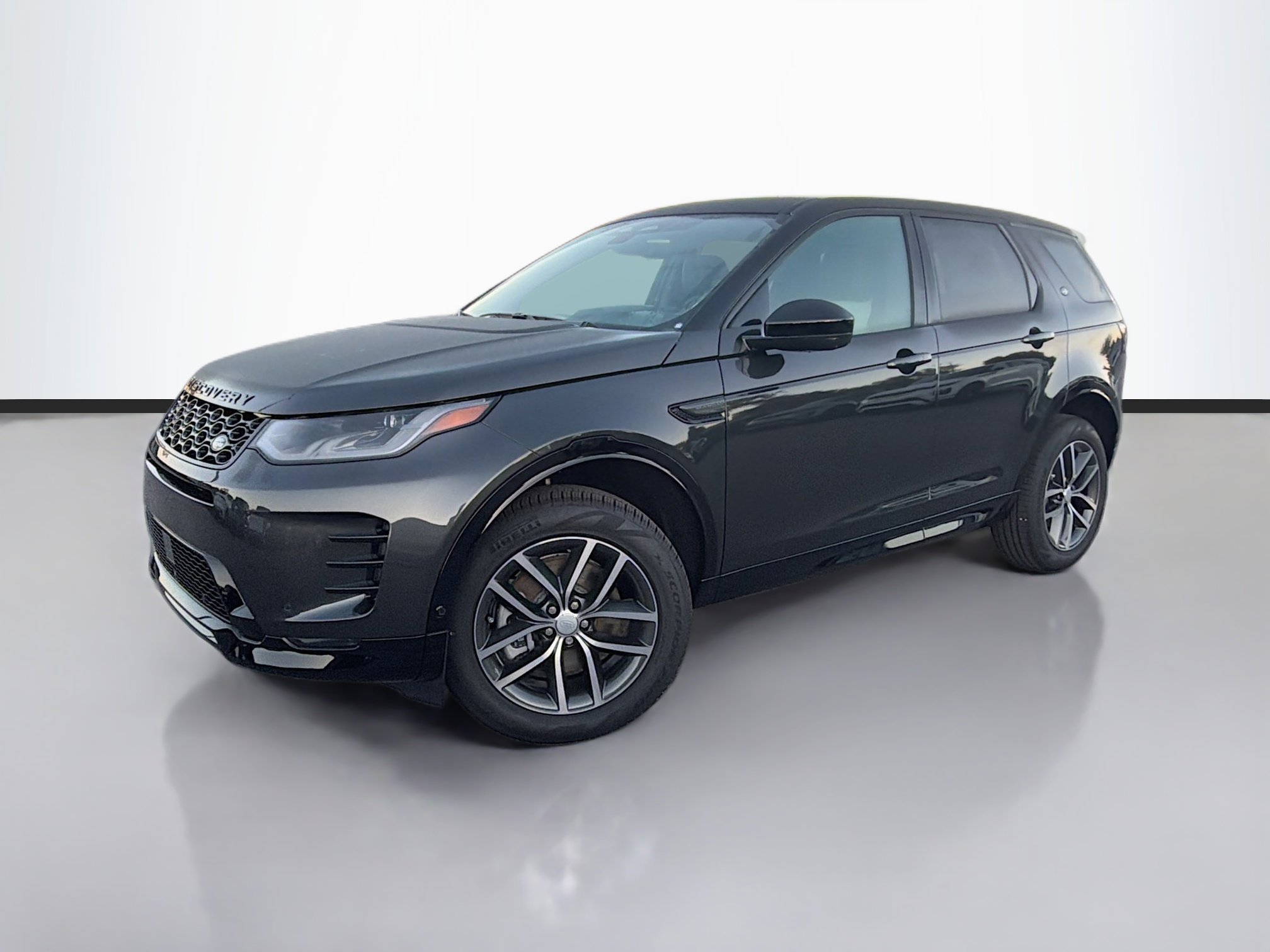 New 2025 Land Rover Discovery Sport Dynamic SE