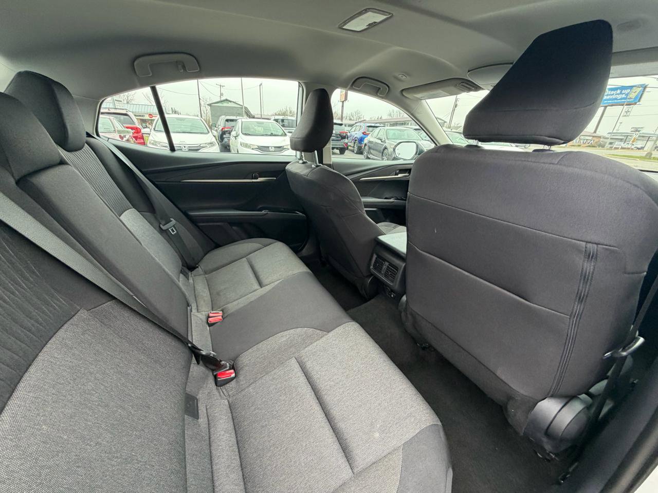 Used 2025 Toyota Camry LE image 13