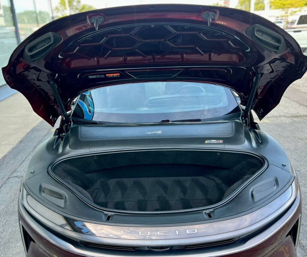 Used 2023 Lucid Air Touring AWD/4WD image 12