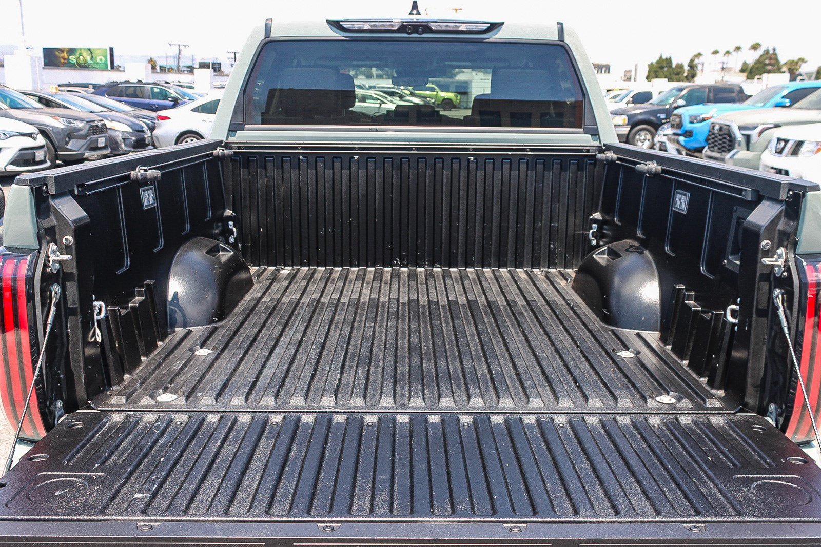 Used 2024 Toyota Tundra Limited AWD/4WD image 26