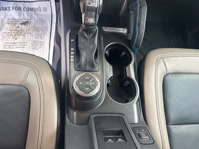 Used 2023 Ford Bronco Wildtrak image 16
