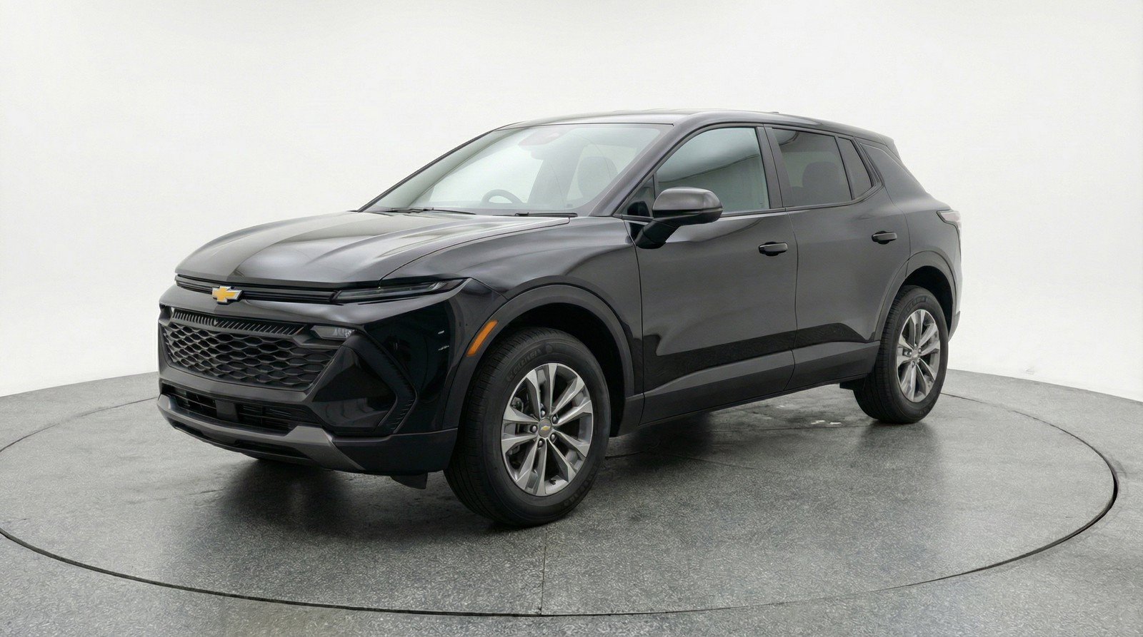 Used 2025 Chevrolet Equinox LT FWD image 3