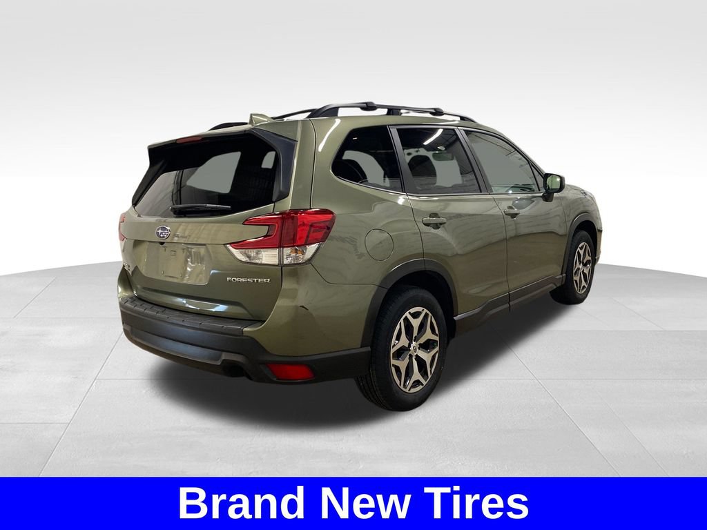 Used 2020 Subaru Forester Premium w/ Popular Package #1 AWD/4WD image 4
