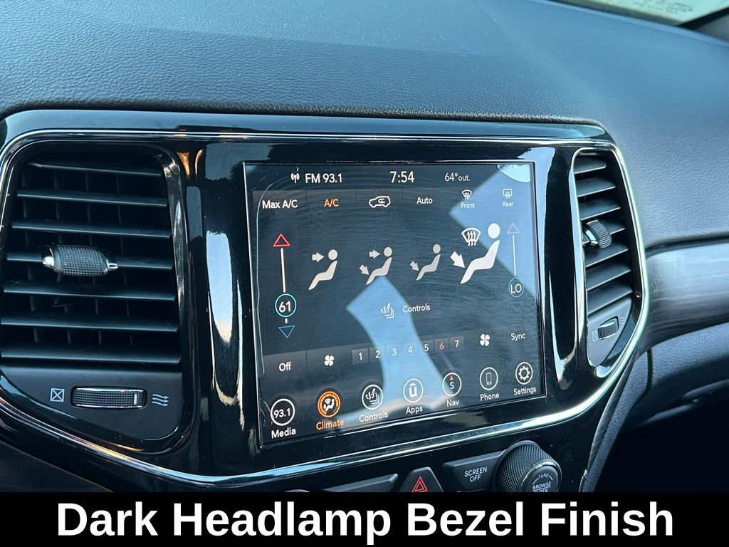 Certified 2021 Jeep Grand Cherokee Laredo X image 23