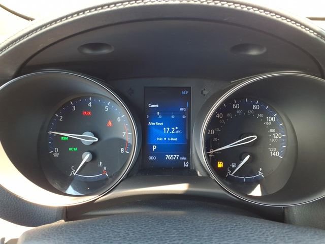 Used 2018 Toyota C-HR XLE FWD image 30