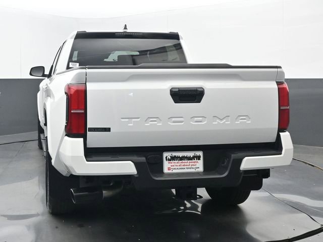 Used 2025 Toyota Tacoma SR5 RWD image 17