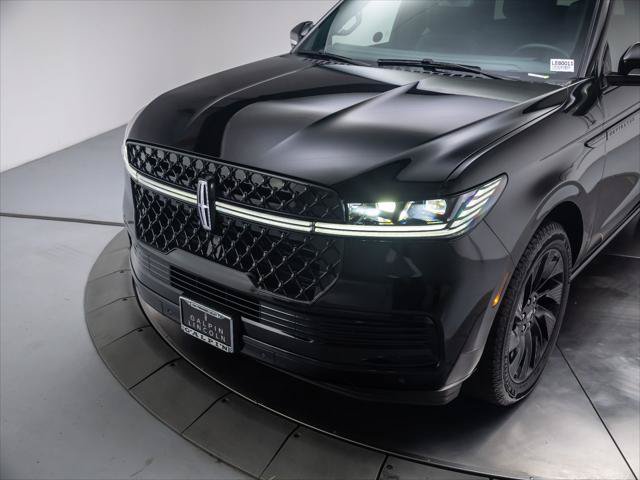 New 2026 Lincoln Navigator Reserve w/ Jet Appearance Package AWD/4WD image 9