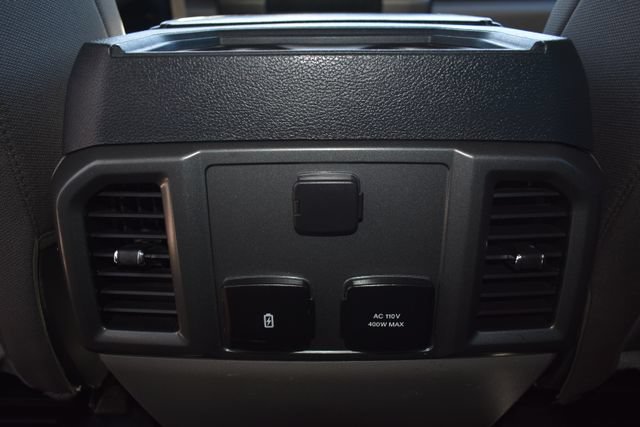 Used 2022 Ford F350 XLT w/ XLT Premium Package AWD/4WD image 40