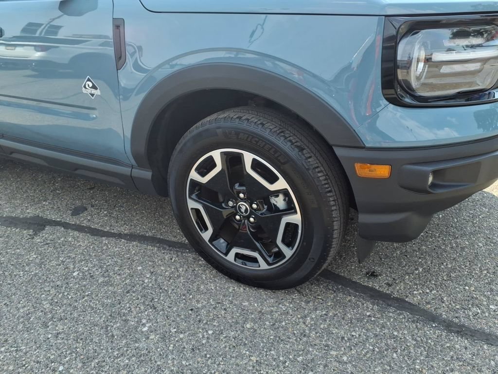 Certified 2023 Ford Bronco Sport Outer Banks AWD/4WD image 5