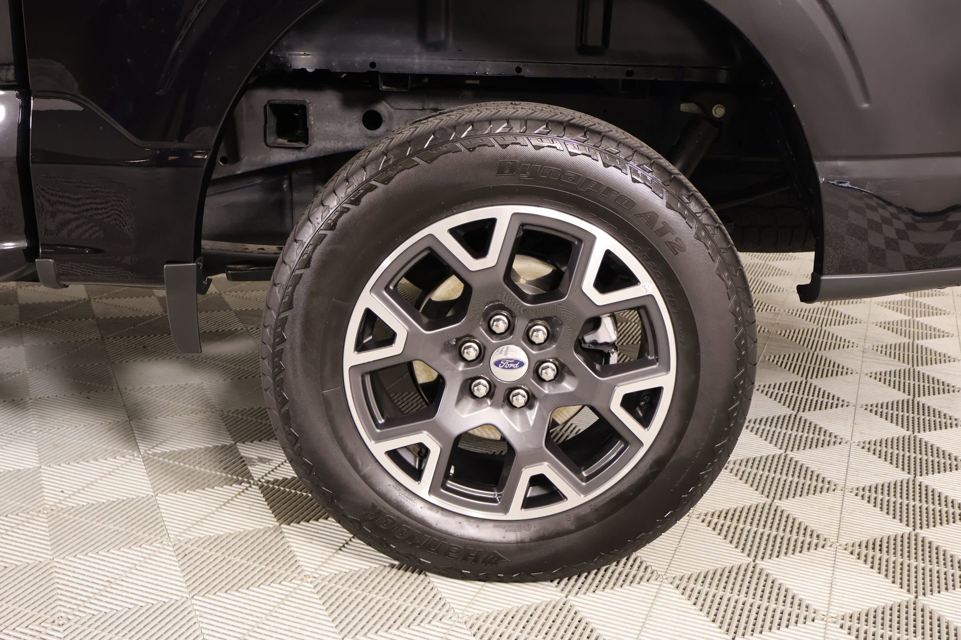 Used 2025 Ford F150 STX w/ Equipment Group 200A AWD/4WD image 17