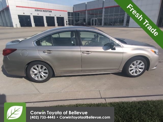 Used 2017 Subaru Legacy 2.5i w/ Alloy Wheel Package AWD/4WD image 2