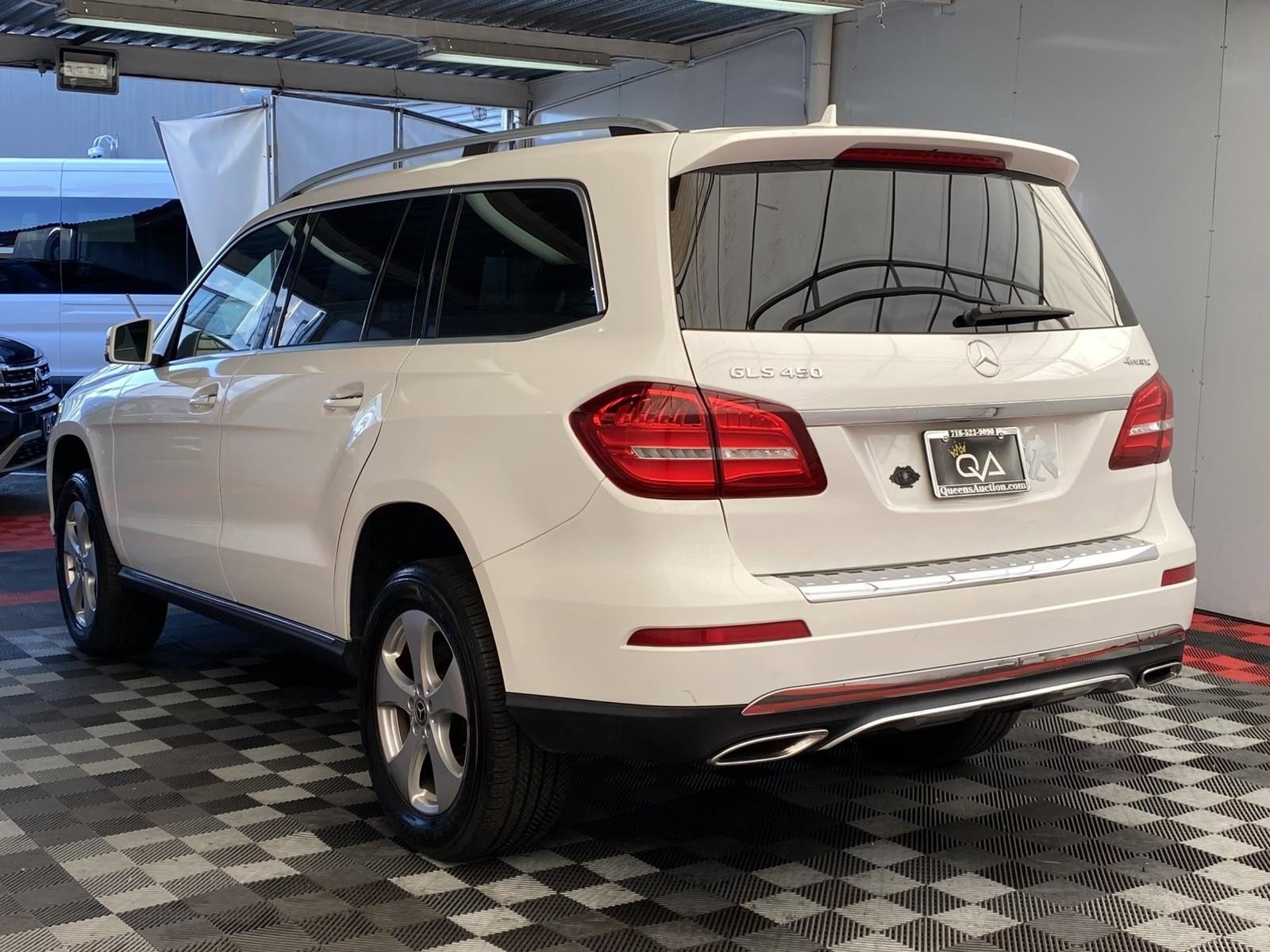 Used 2019 Mercedes-Benz GLS 450 4MATIC image 4