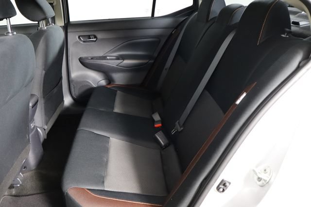 Used 2022 Nissan Versa SR w/ Convenience Package FWD image 16