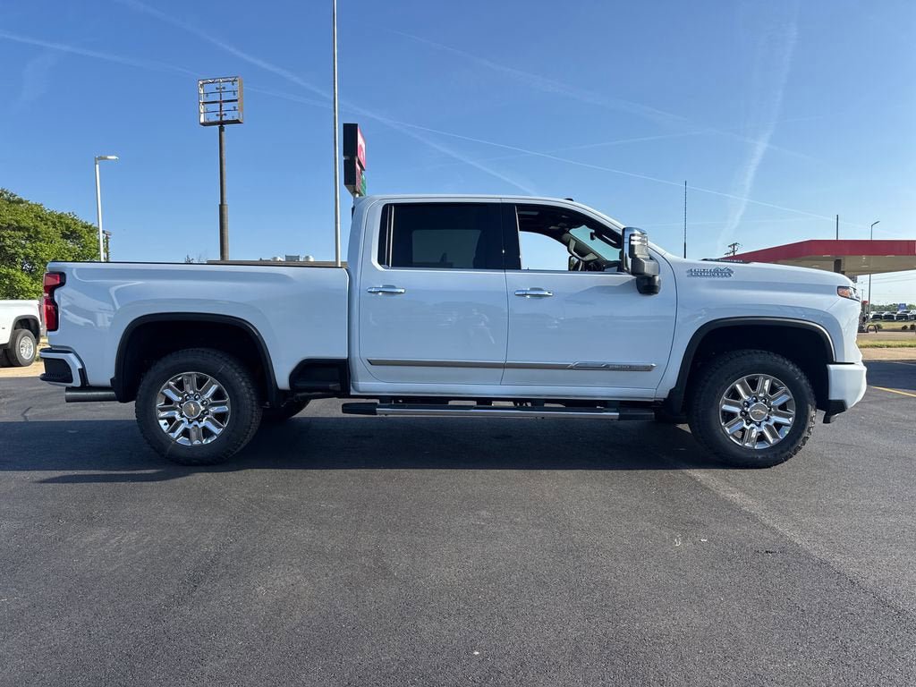 New 2026 Chevrolet Silverado 2500 High Country w/ High Country Premium Package AWD/4WD image 7
