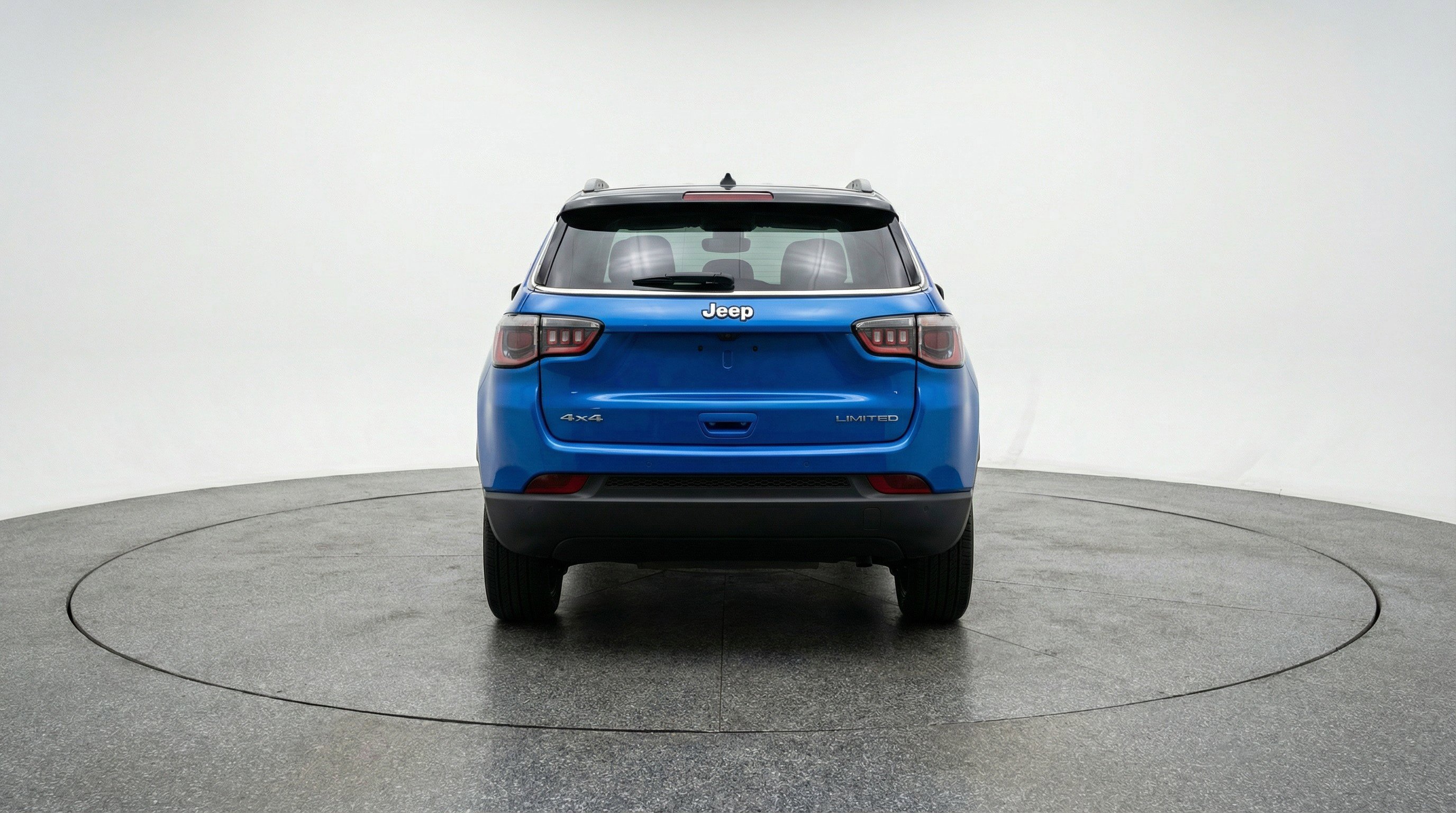 Used 2025 Jeep Compass Limited AWD/4WD image 7
