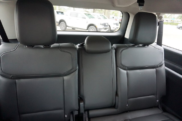 New 2026 Ford Expedition Max Active RWD image 20