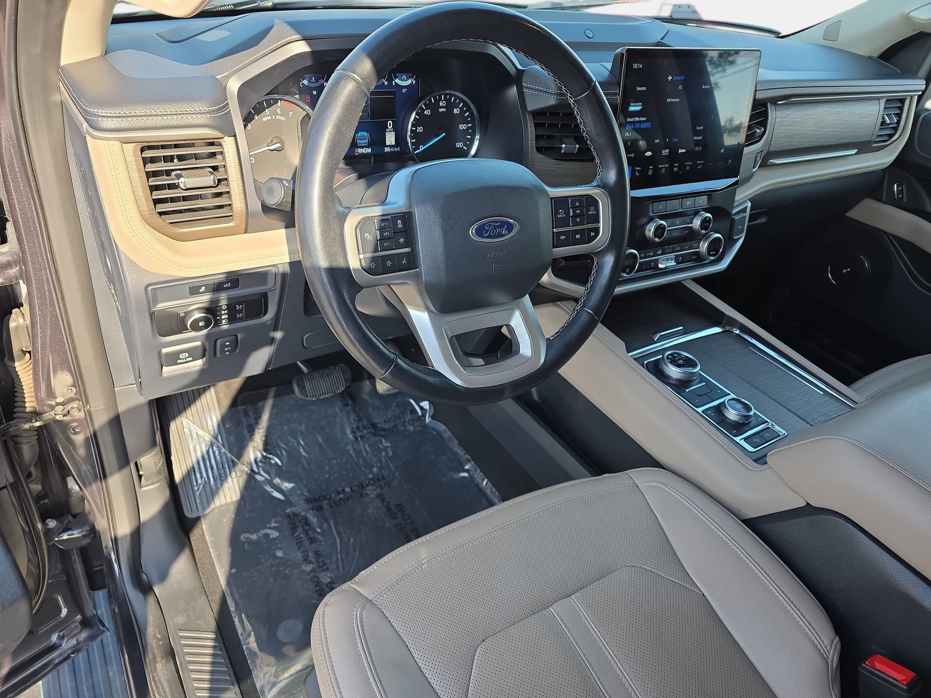 Used 2024 Ford Expedition Limited AWD/4WD image 16
