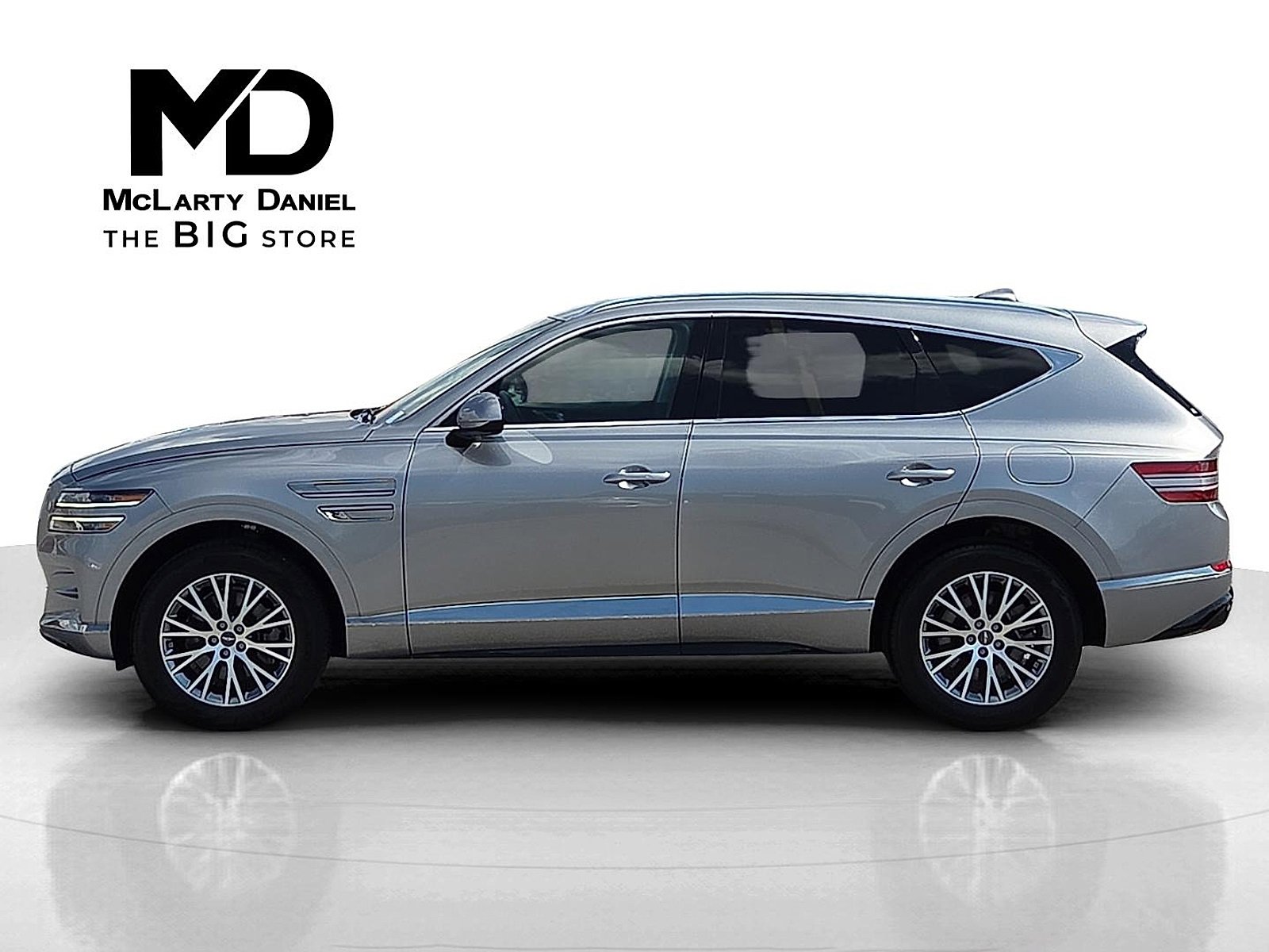 Used 2024 Genesis GV80 2.5T image 3