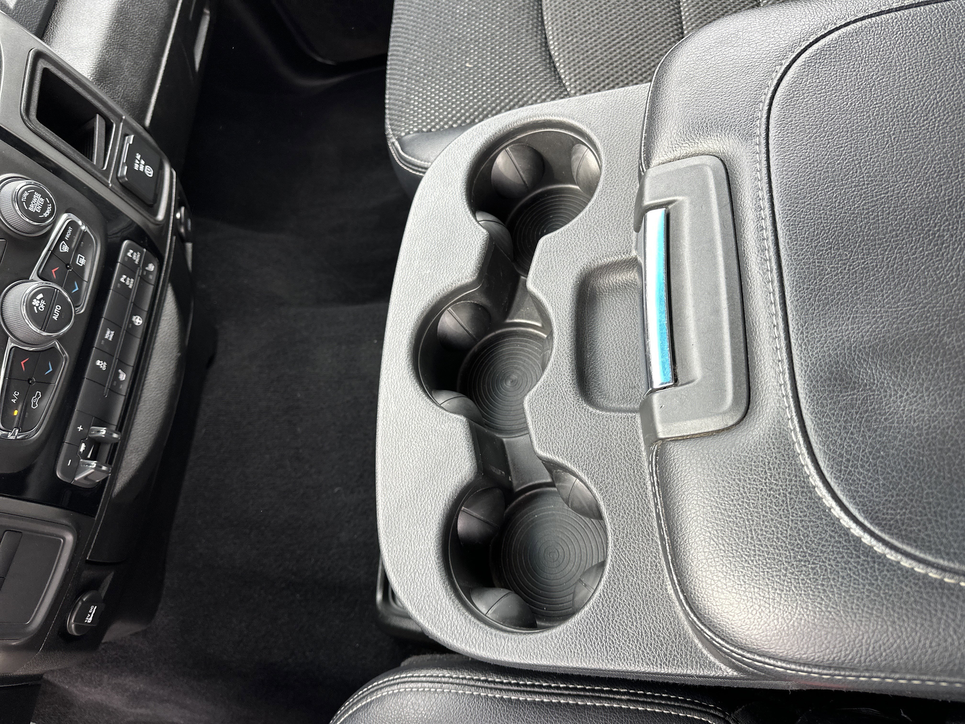 Used 2018 RAM 2500 Big Horn w/ Sport Appearance Group image 30