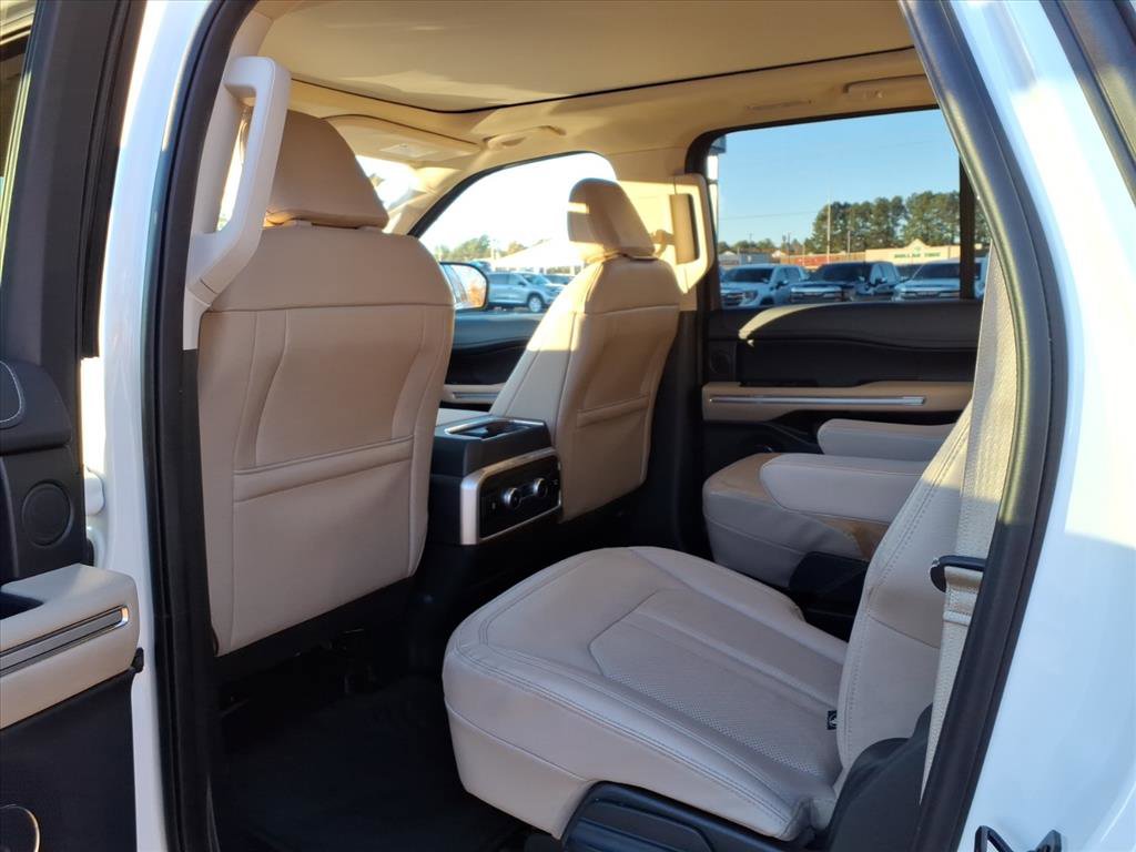 Used 2022 Ford Expedition Max Limited image 24