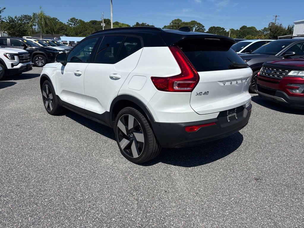 Used 2023 Volvo XC40 Recharge Ultimate AWD/4WD image 5