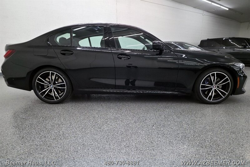 Used 2023 BMW 330i Sedan w/ M Sport Package RWD image 10