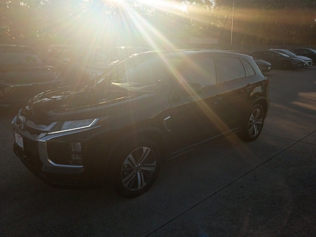 Used 2025 Mitsubishi Outlander Sport SE