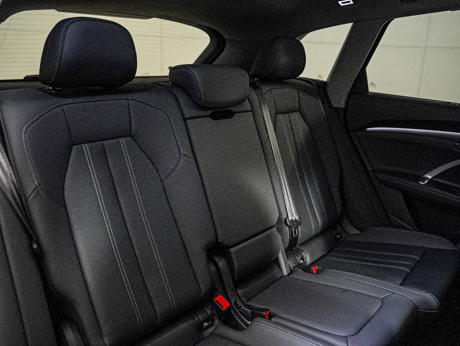 Certified 2025 Audi Q5 Premium Plus w/ Premium Plus image 14