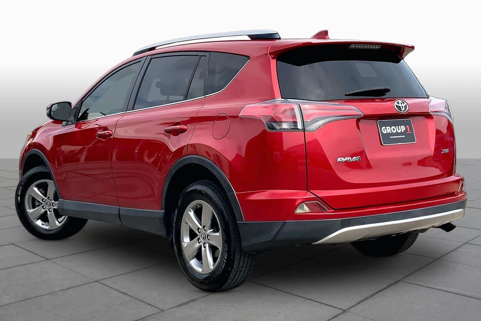 Used 2016 Toyota RAV4 XLE FWD image 12