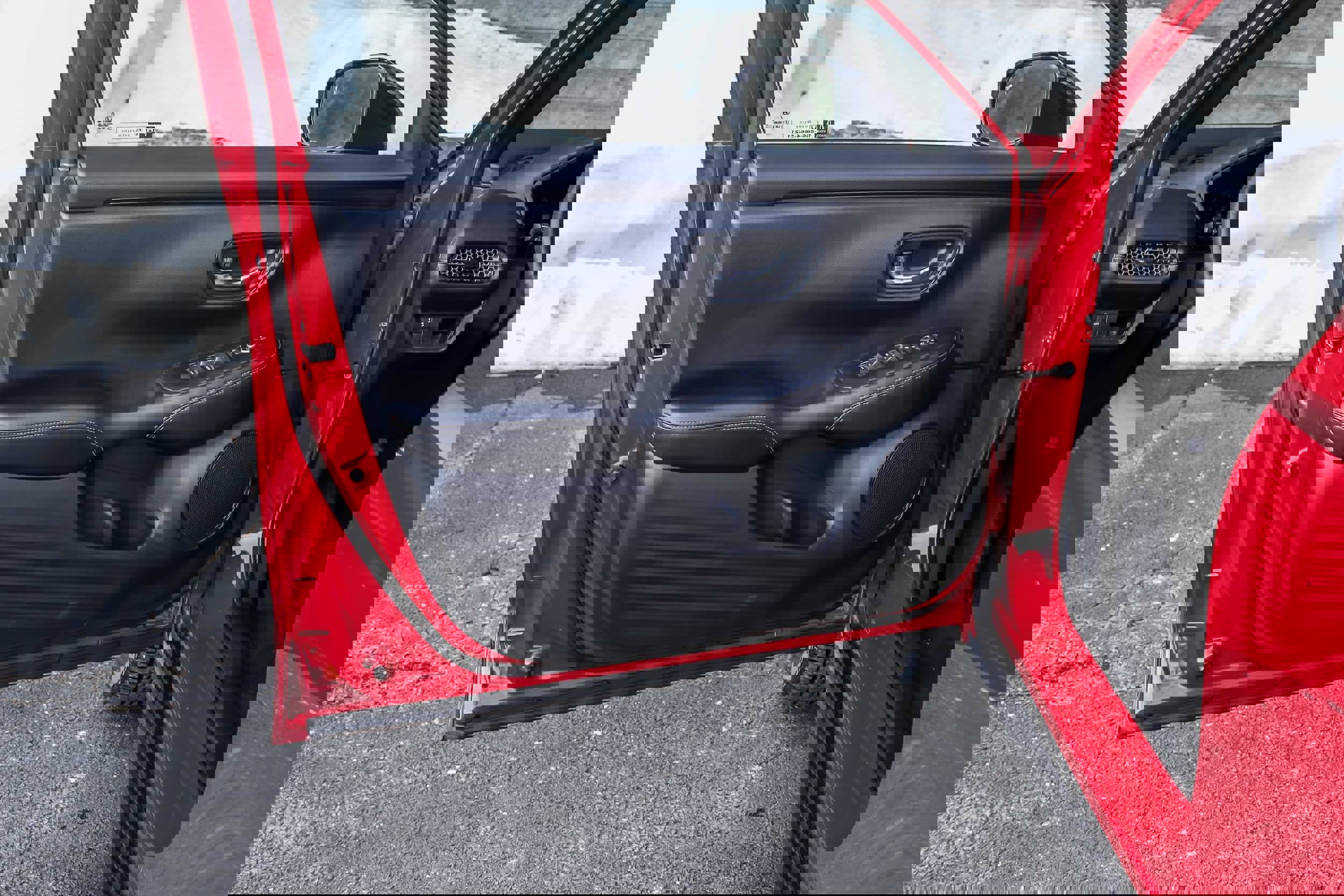 Used 2025 Honda HR-V Sport image 22