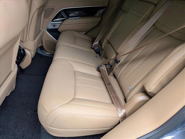 New 2026 Land Rover Range Rover SE AWD/4WD image 14