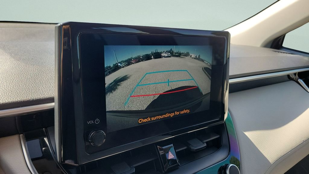 Certified 2024 Toyota Corolla Cross L image 22