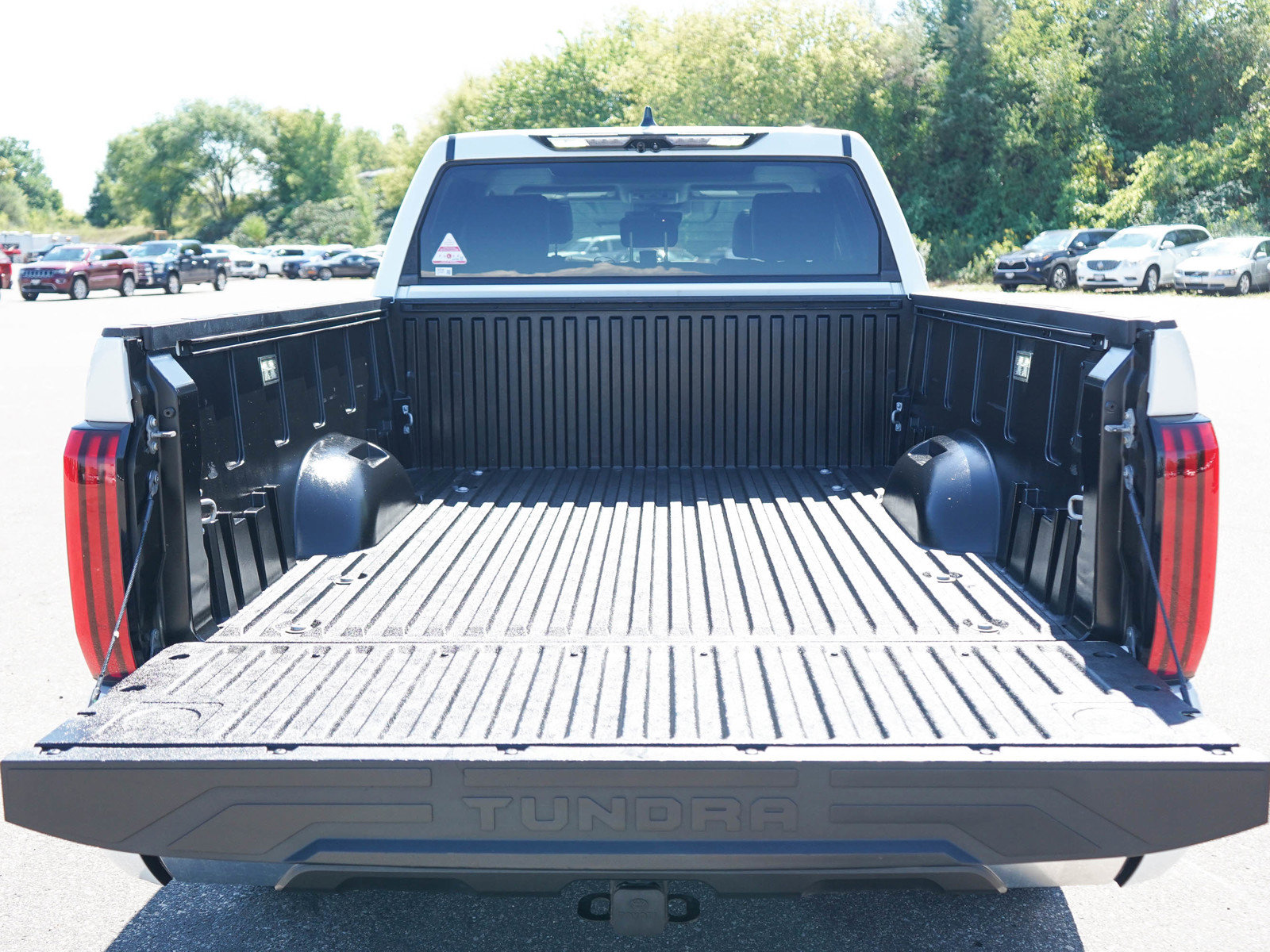 Used 2022 Toyota Tundra Limited AWD/4WD image 16