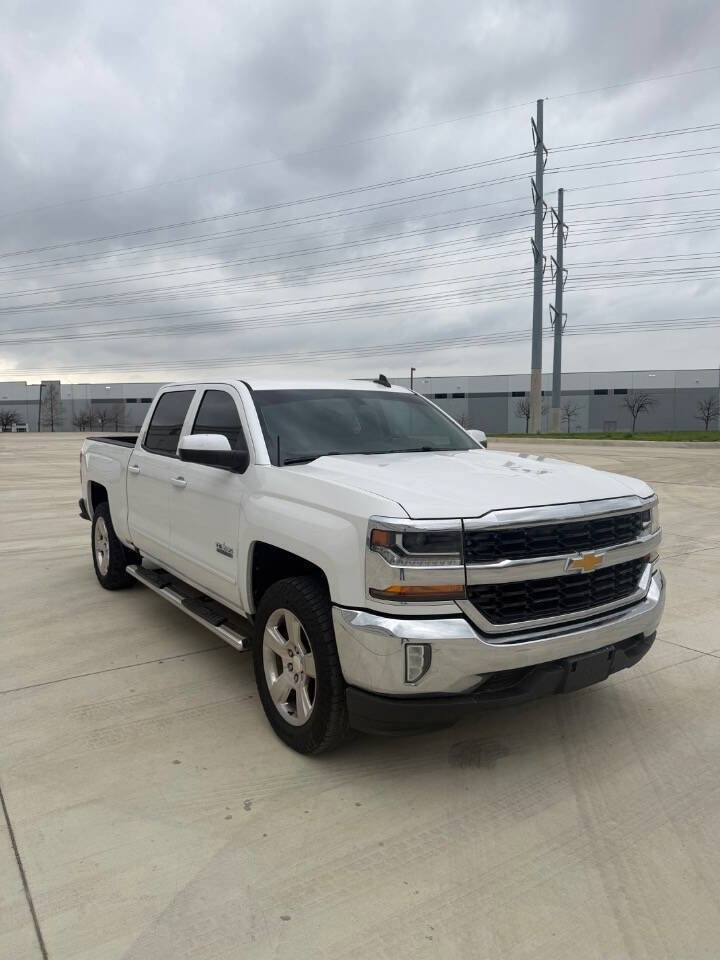 Used 2016 Chevrolet Silverado 1500 LT w/ Texas Edition image 2