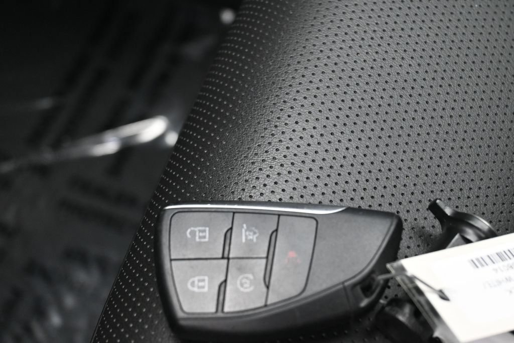 Used 2024 Buick Envision Preferred AWD/4WD image 28