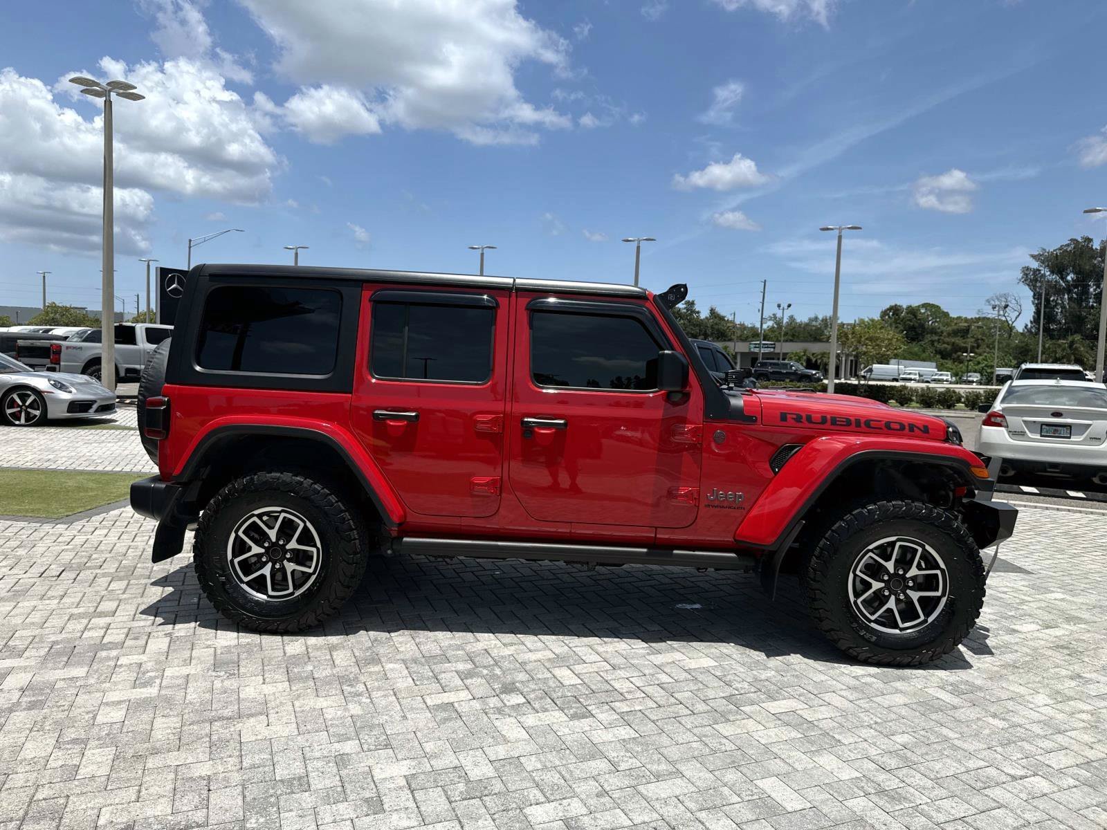 Used 2026 Jeep Wrangler Unlimited Rubicon AWD/4WD image 6