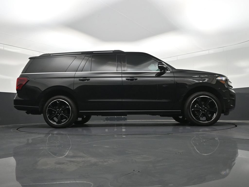 Used 2024 Ford Expedition Max Limited AWD/4WD image 30