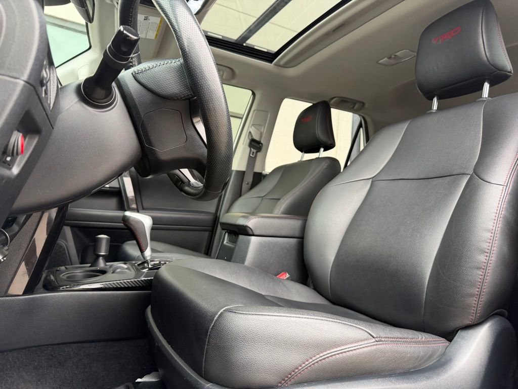 Used 2023 Toyota 4Runner TRD Off-Road Premium w/ Off Road Premium Plus Package image 8