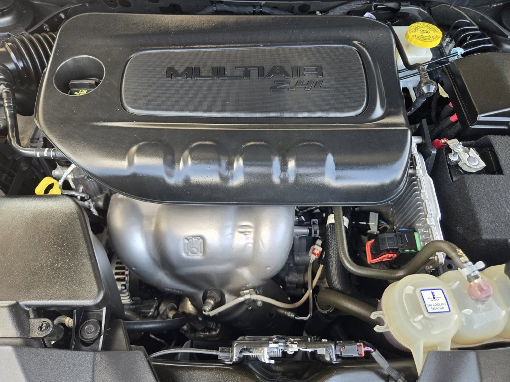 Used 2023 Jeep Cherokee Altitude Lux AWD/4WD image 31